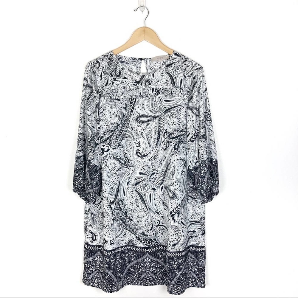 Loft black and white dress size medium